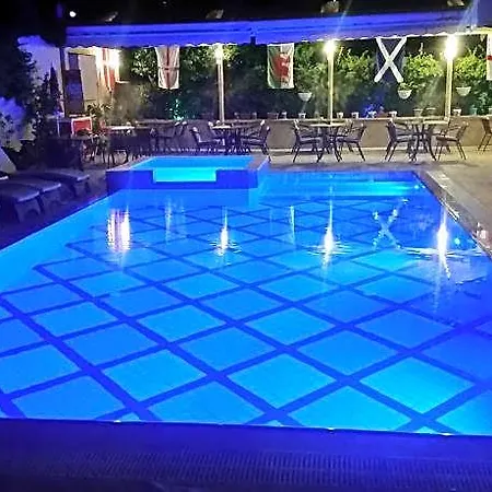 Ecem Hotel